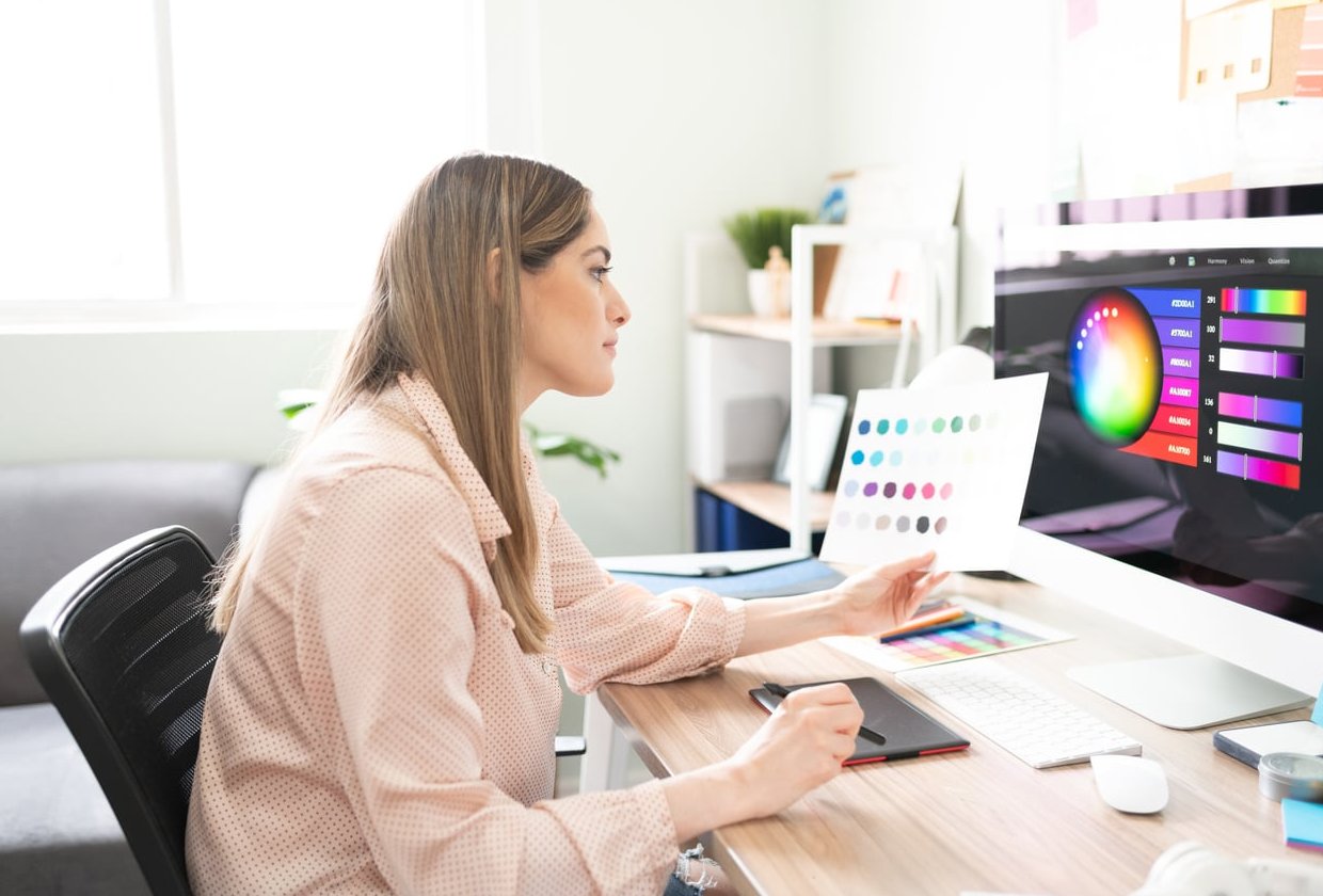 graphic design portfolio desk
